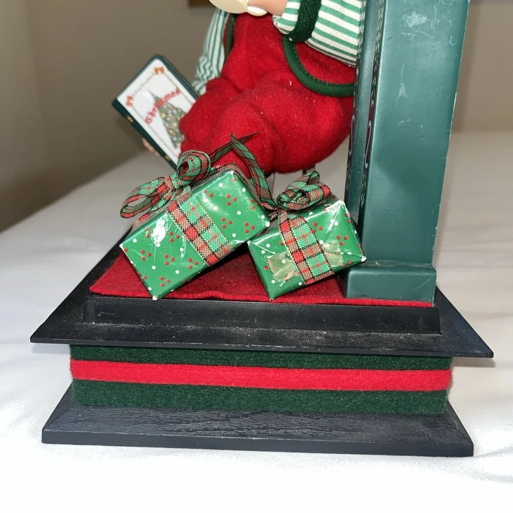 Holiday‎ Creations Christmas Carols From Jolly Ole Santa Noel Music 1993 Works!